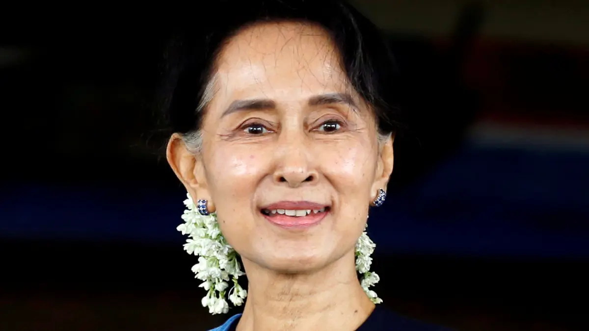 ทหารย้ายซูจีไปยังที่เนปิดอว์ เพิ่มโทษเป็นกว่า 100 ปี