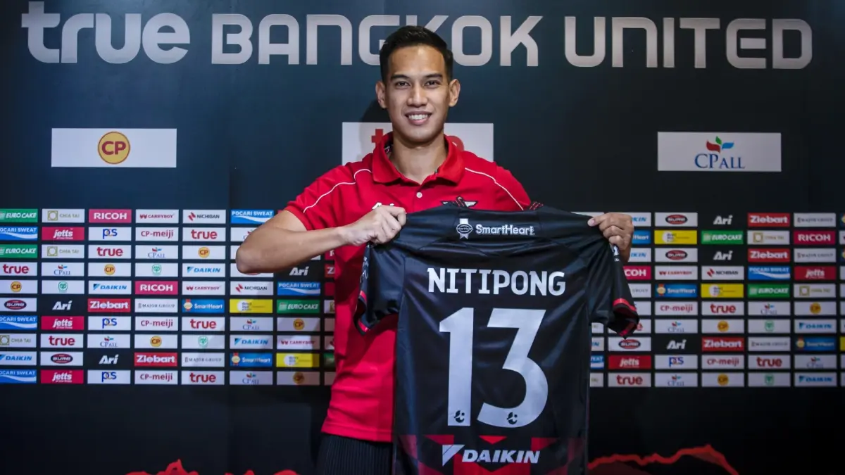 แบงค็อกเปิดตัว "นิติพงษ์" ร่วมทัพ-สวมเสื้อเบอร์ 13