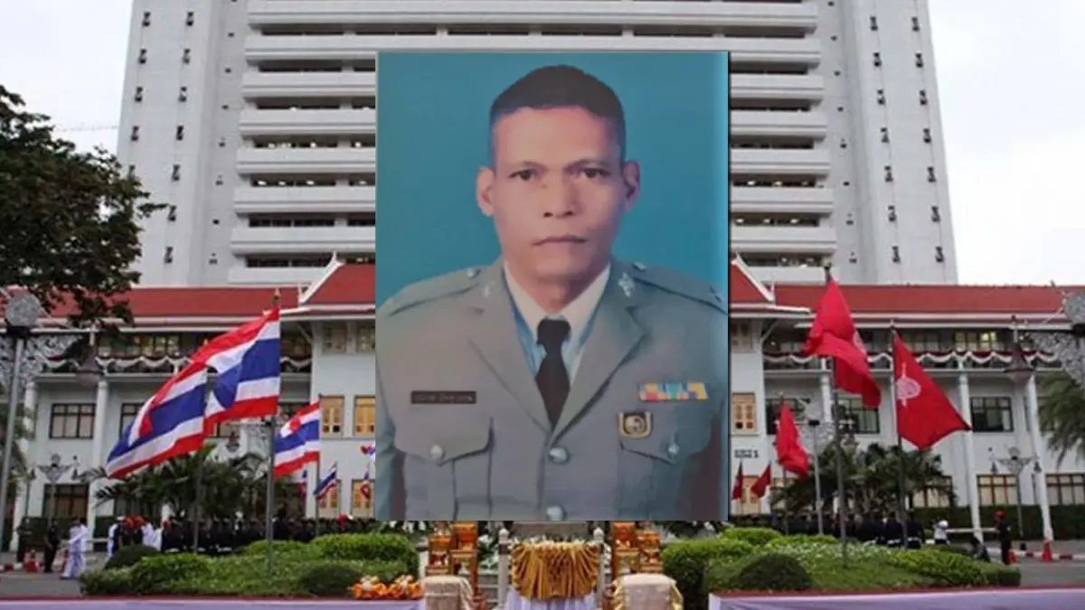 ปูนบำเหน็จ “ด.ต.อนันต์” สภ.คลองหลวง เลื่อนยศ-มอบเงินสวัสดิการ