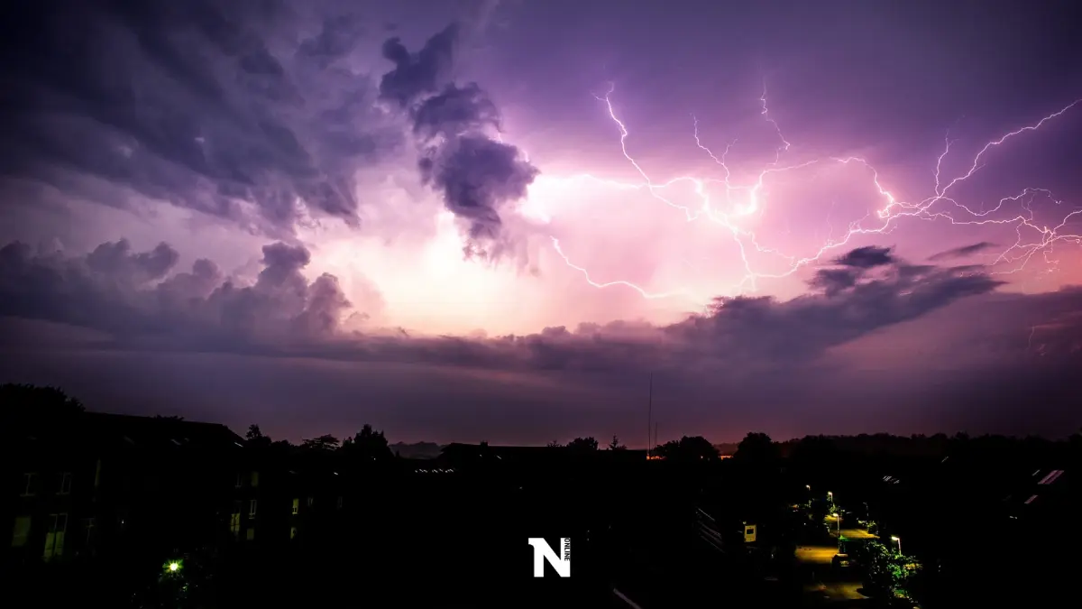 กรมอุตุฯ เตือน 7 วันข้างหน้า รับมือฝนฟ้าคะนอง เหนือ-อีสานอ่วม กทม.ฝนร้อยละ 60