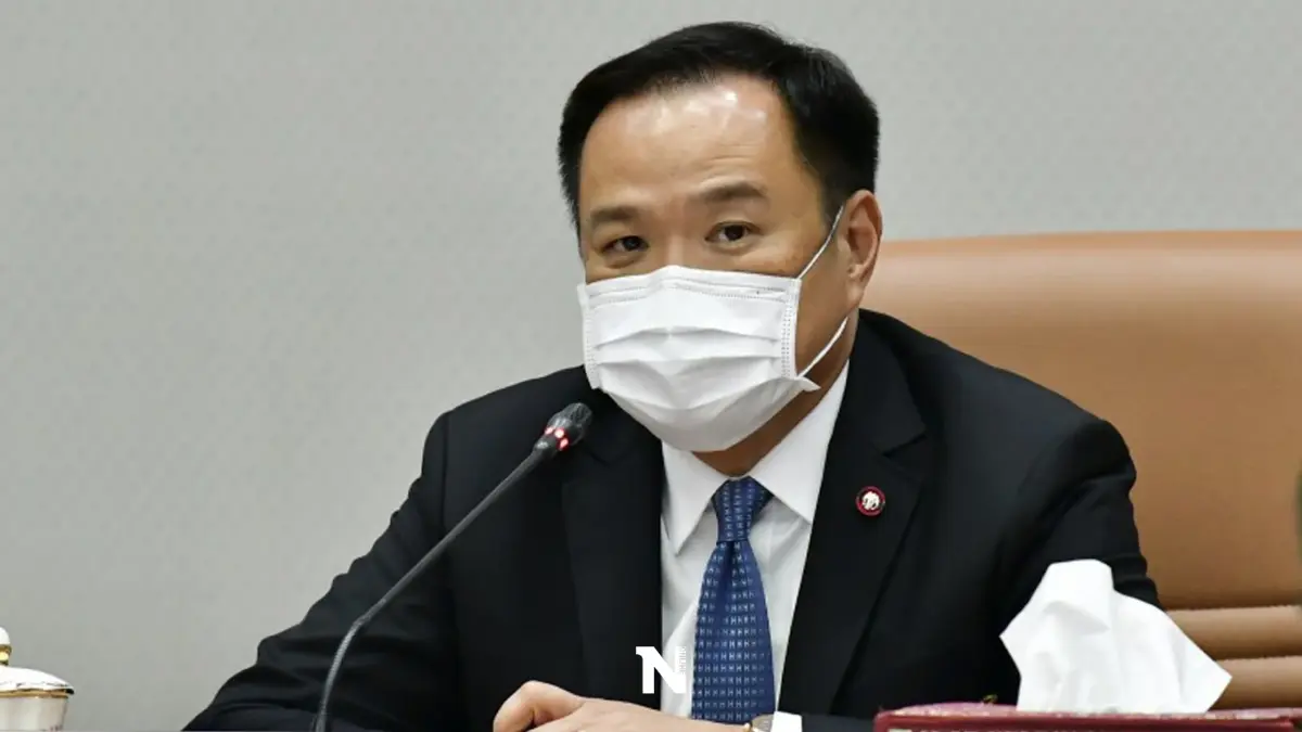 “อนุทิน” แจงแนวทางเตรียมความพร้อม 4 ด้าน ปรับ“โควิด”สู่ "โรคประจำถิ่น"