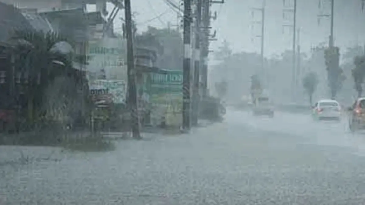 พยากรณ์อากาศวันนี้ ทั่วทุกภาคมีฝนตกหนักหลายพื้นที่และหนักมากบางแห่ง
