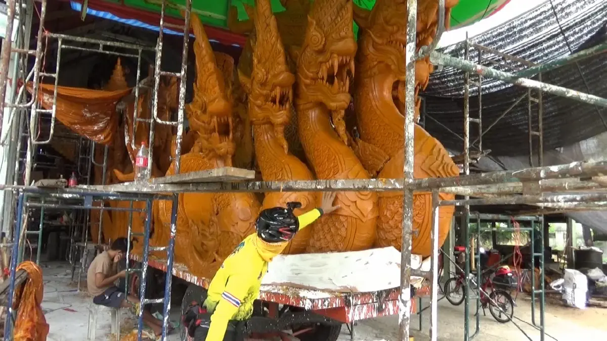 ต้นเทียนอุบลฯ เก็บรายละเอียดโค้งสุดท้าย พร้อมรับนักท่องเที่ยว