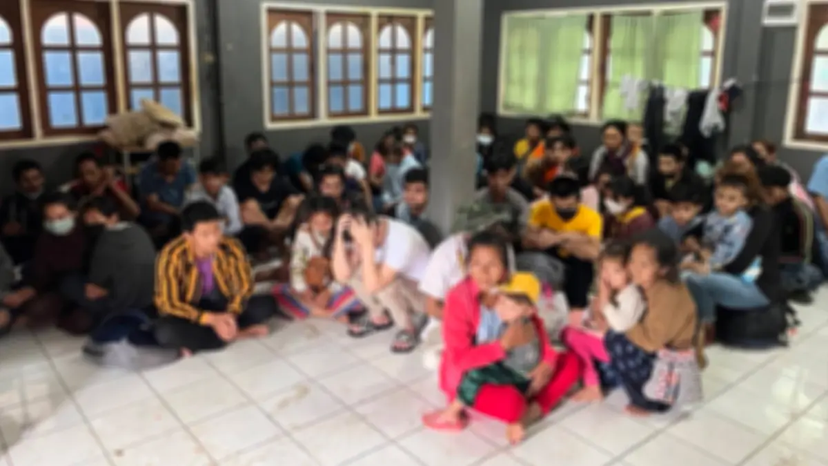 ทหารฉก.ม.3 รวบ 58 คนลักลอบเข้าเมือง แกะรอยจากการข้ามแม้น้ำสาย จนพบที่ซ่อน