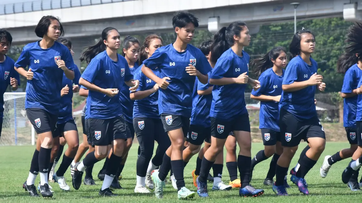 ฟุตบอลหญิง U18 ซ้อมต่อเนื่องก่อนดวลสิงคโปร์ "จิดาภา" มั่นใจชนะได้แน่