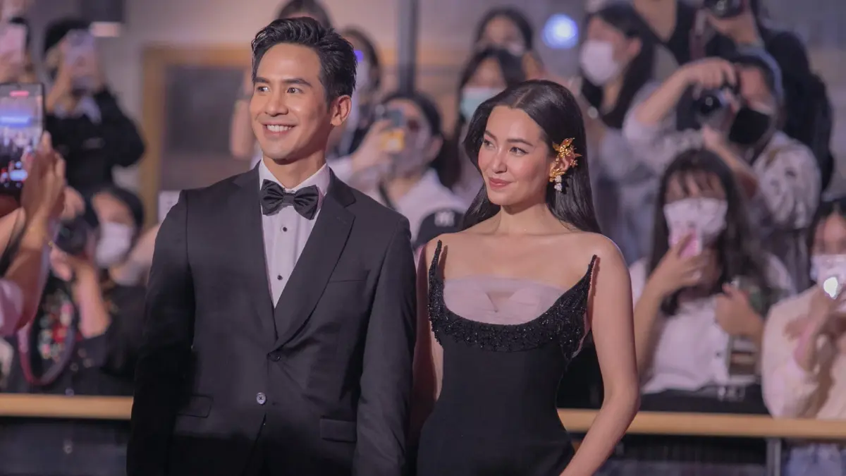 เก็บตกภาพบรรยากาศรอบกาล่า  “บุพเพสันนิวาส ๒” เซเลปคนดังตบเท้าเข้าร่วมงาน