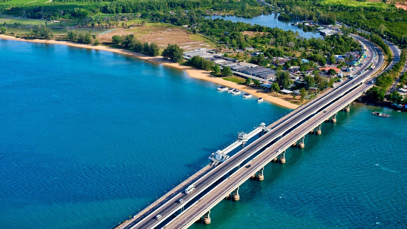55 ปี สะพานสารสิน กับโศกนาฏกรรมความรักคู่หนุ่มสาวที่ไม่สมหวัง ดำดิ่งลงทะเล