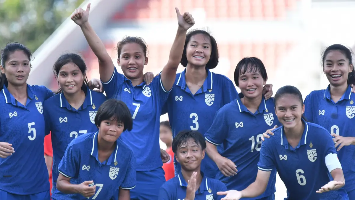 ฟุตบอลหญิงไทย U18 รัวครึ่งหลังถล่มสิงคโปร์ 6-0 เกมสองศึกชิงแชมป์อาเซียน ฟุตบอลหญิงไทย U18 รัวครึ่งหลังถล่มสิงคโปร์ 6-0 เกมสองศึกชิงแชมป์อาเซียน