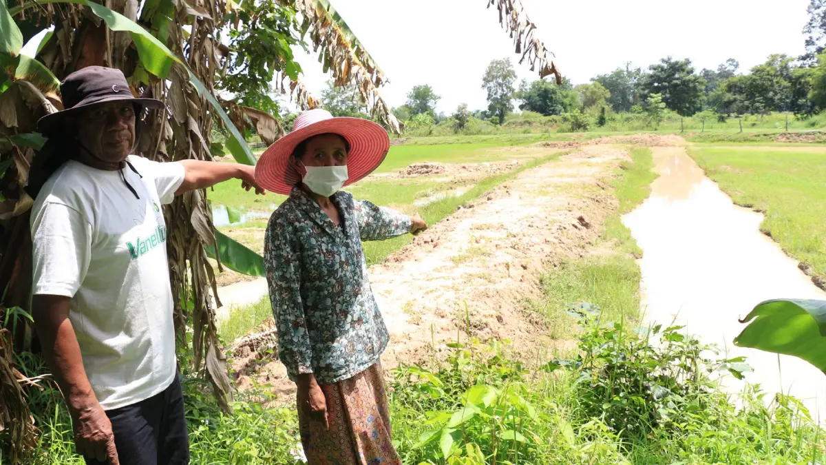 ศึกสายเลือด!ป้าวัย65ขึ้นป้ายวอนนายกฯช่วยถูกพี่ชายแย่งที่มรดก