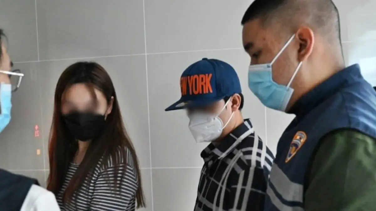 บุกจับแม่ค้าออนไลน์ฉายา “พิมรี่พายเมืองลาว” โกงแชร์ สูญ 400 ล้าน หนีกบดานไทย บุกจับแม่ค้าออนไลน์ฉายา “พิมรี่พายเมืองลาว” โกงแชร์ สูญ 400 ล้าน หนีกบดานไทย