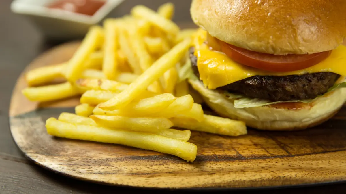 21 กรกฎาคมของทุกปี วันจังก์ฟู้ด (Junk Food Day) 21 กรกฎาคมของทุกปี วันจังก์ฟู้ด (Junk Food Day)