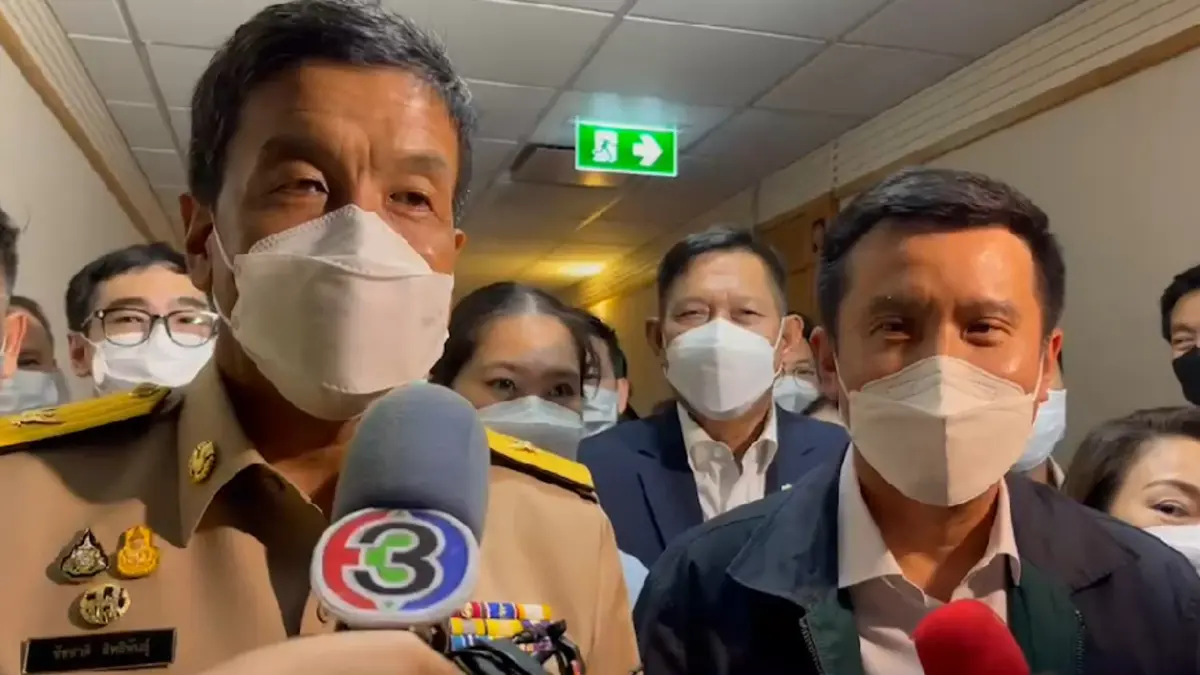 "ชัยวุฒิ" ปิดห้องคุย "ชัชชาติ" ปัดเคลียร์ใจปมโชว์ขิงจัดระเบียบสายสื่อสาร