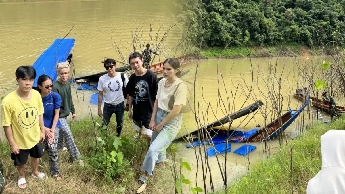 บิ๊ก ณทรรศชัย พร้อมเพื่อนดาราระทึก เรือล่มขณะนั่งไปทำบุญวัดในเขื่อน บิ๊ก ณทรรศชัย พร้อมเพื่อนดาราระทึก เรือล่มขณะนั่งไปทำบุญวัดในเขื่อน