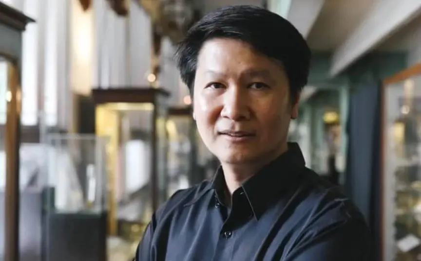 ไขข้อสงสัย เล่นมือถือตอนฝนตก ทำให้ฟ้าผ่าจริงหรือไม่? "อ.เจษฎ์" มีคำตอบ