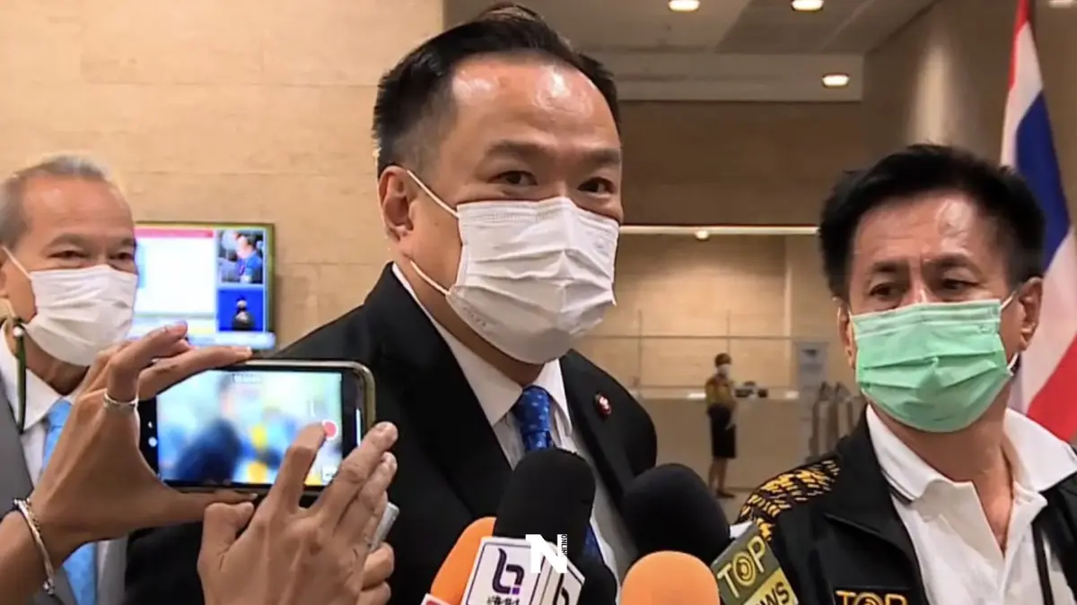 "อนุทิน"ยันไร้สัญญาณปรับ ครม. ชี้เป็นอำนาจนายกฯ