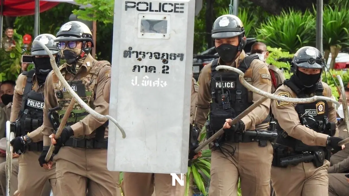 พล.ต.อ.รอย เยี่ยมการฝึกยุทธวิธีปราบปราม ภูธรภาค 2 พล.ต.อ.รอย เยี่ยมการฝึกยุทธวิธีปราบปราม ภูธรภาค 2