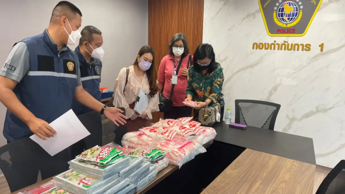 ปอศ.ทลายแหล่งผลิต- ขายส่งผงชูรสปลอมยี่ห้อดัง ย่าน ปทุมธานี