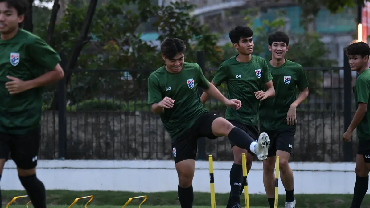 "ช้างศึก U19" ซ้อมเข้มก่อนเจอเวียดนามนัดชิงที่ 3 ถ้วยอาเซียน "ช้างศึก U19" ซ้อมเข้มก่อนเจอเวียดนามนัดชิงที่ 3 ถ้วยอาเซียน