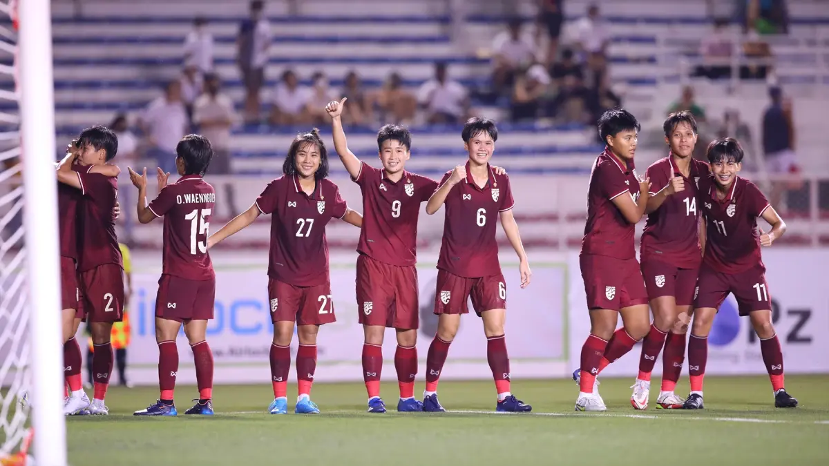 "ชบาแก้ว" เฉือนฟิลิปปินส์ 1-0 ปาดหน้าคว้าแชมป์กลุ่มเอศึกชิงแชมป์อาเซียน "ชบาแก้ว" เฉือนฟิลิปปินส์ 1-0 ปาดหน้าคว้าแชมป์กลุ่มเอศึกชิงแชมป์อาเซียน