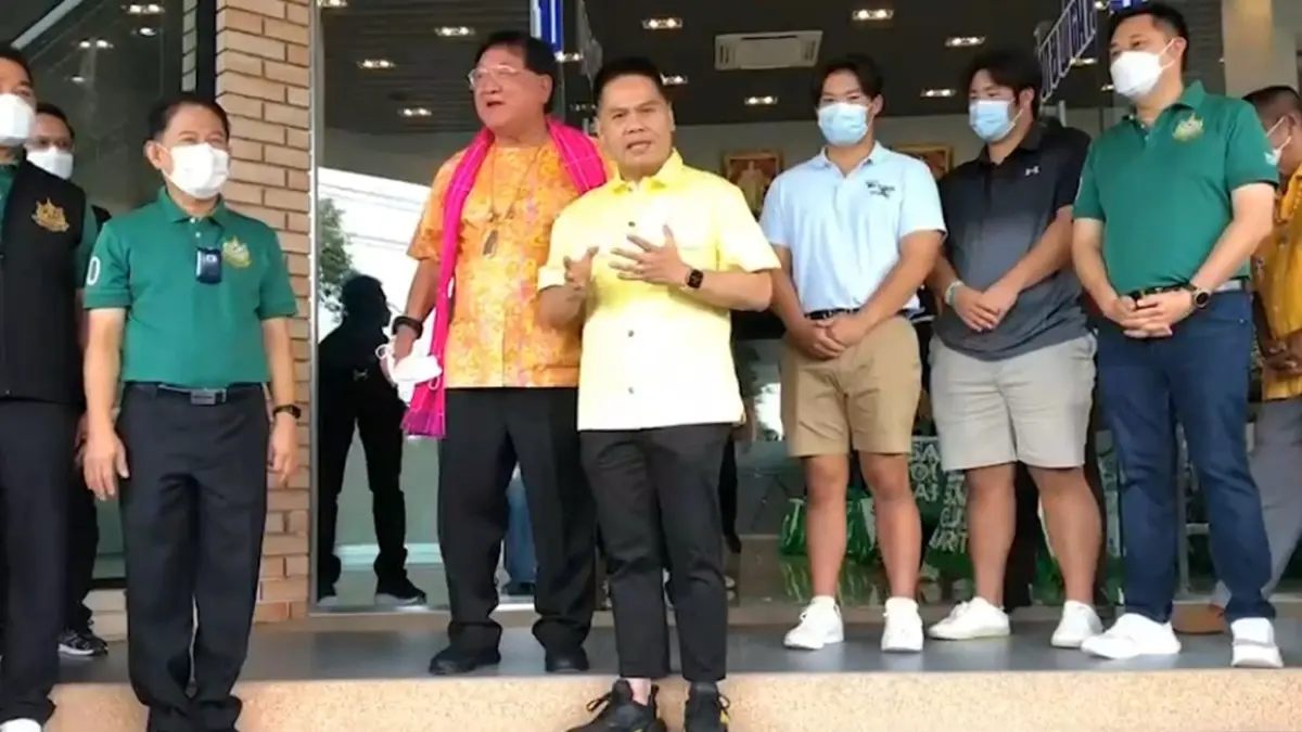 "ท็อป" วราวุธ ศิลปอาชา ลั่นยืนหยัดพัฒนาสุพรรณ จนสิ้นลมหายใจ (ชมคลิป) "ท็อป" วราวุธ ศิลปอาชา ลั่นยืนหยัดพัฒนาสุพรรณ จนสิ้นลมหายใจ (ชมคลิป)