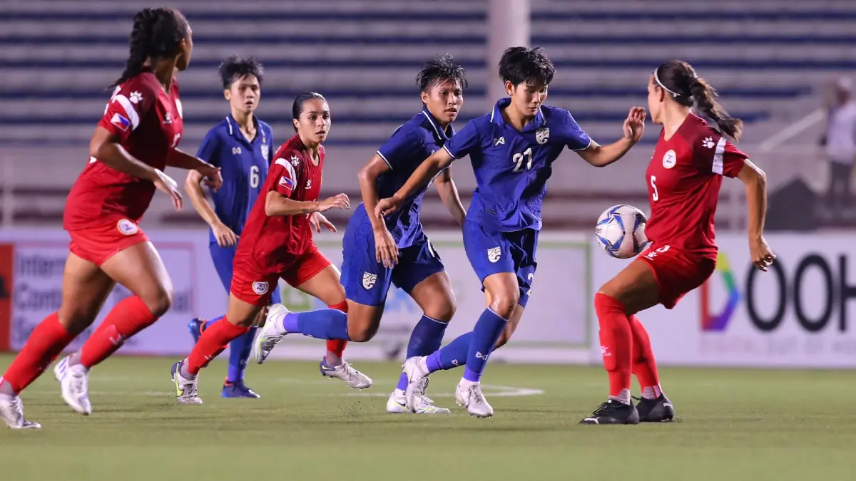 ฟุตบอลหญิงไทยพ่ายฟิลิปปินส์ 0-3 จบรองแชมป์อาเซียน ฟุตบอลหญิงไทยพ่ายฟิลิปปินส์ 0-3 จบรองแชมป์อาเซียน