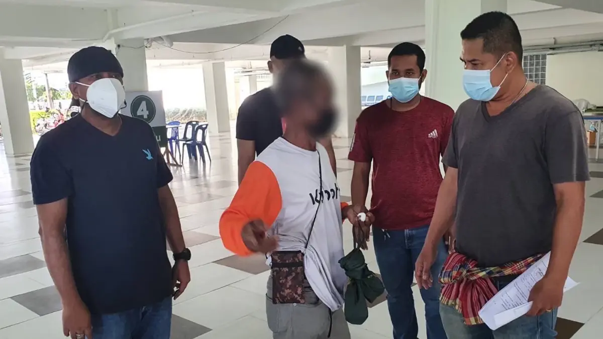 จับมือยิงอริดับคาสวนยาง ปมขัดแย้งระหว่างสองตระกูล จับมือยิงอริดับคาสวนยาง ปมขัดแย้งระหว่างสองตระกูล