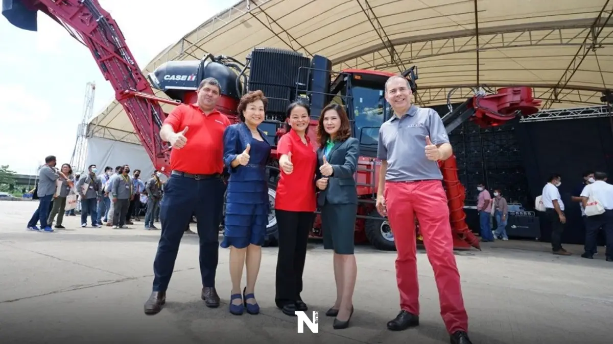 สุดยอดนวัตกรรมเพื่อเพิ่มผลผลิต "รถตัดอ้อย"เปิดตัวครั้งแรกในเมืองไทย