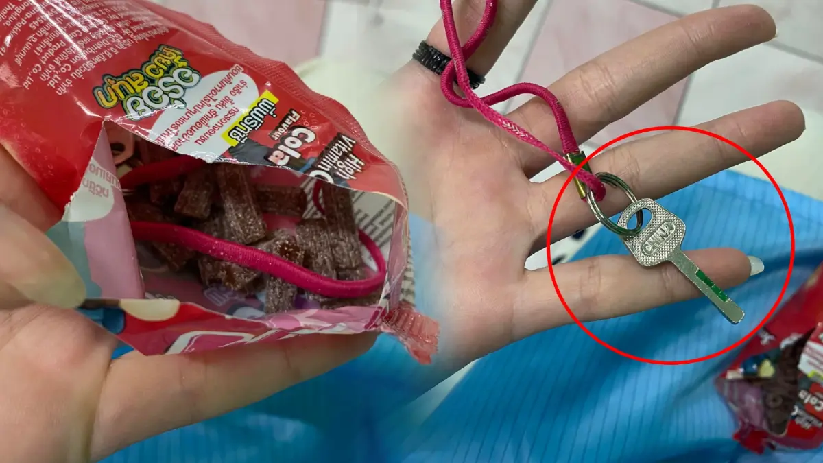หลอน ! เจอ “กุญแจบ้าน” ในถุงขนม สาวถามของใครมารับด้วย ด้านผู้ผลิตโร่แจงแล้ว