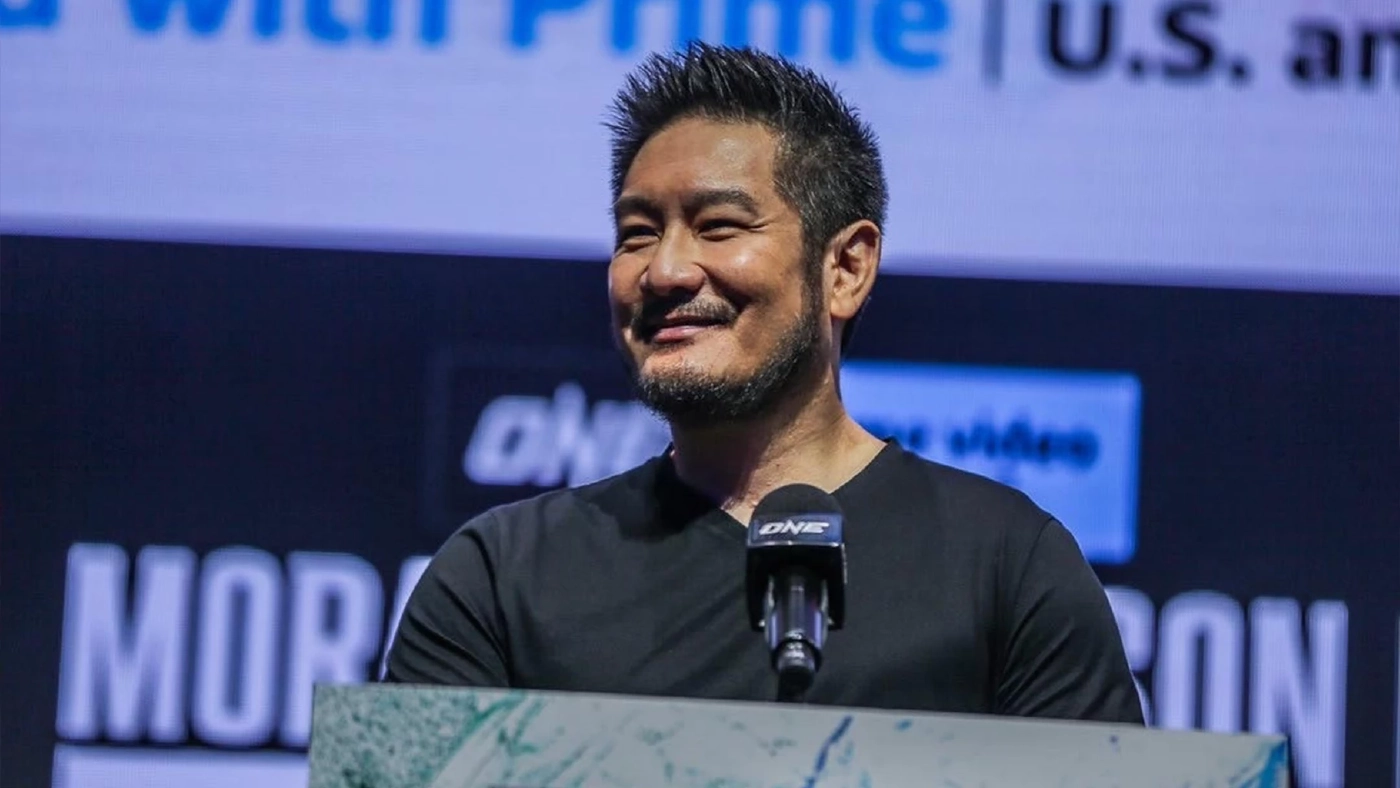 บิ๊กบอส ONE "ชาตรี ศิษย์ยอดธง" นั่งแท่นโปรโมเตอร์คนใหม่สนามมวยลุมพินี