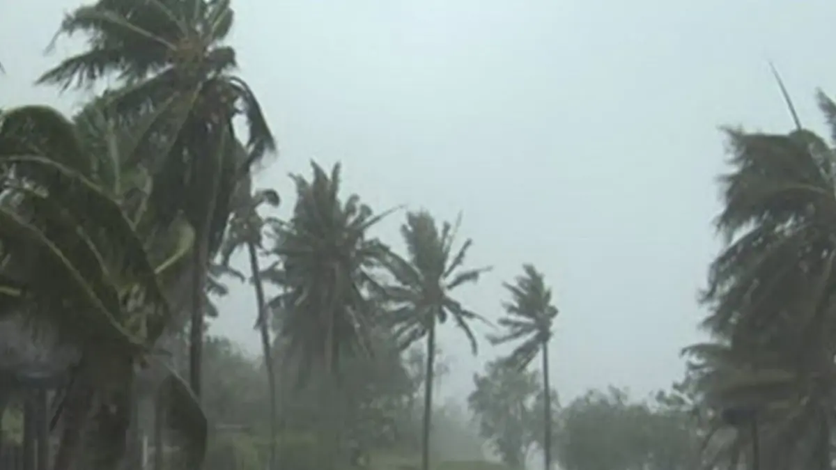 พยากรณ์อากาศวันนี้ ทั่วทุกภาคยังคงมีฝนตกต่อเนื่อง หนักบางแห่งภาคตะวันออก พยากรณ์อากาศวันนี้ ทั่วทุกภาคยังคงมีฝนตกต่อเนื่อง หนักบางแห่งภาคตะวันออก