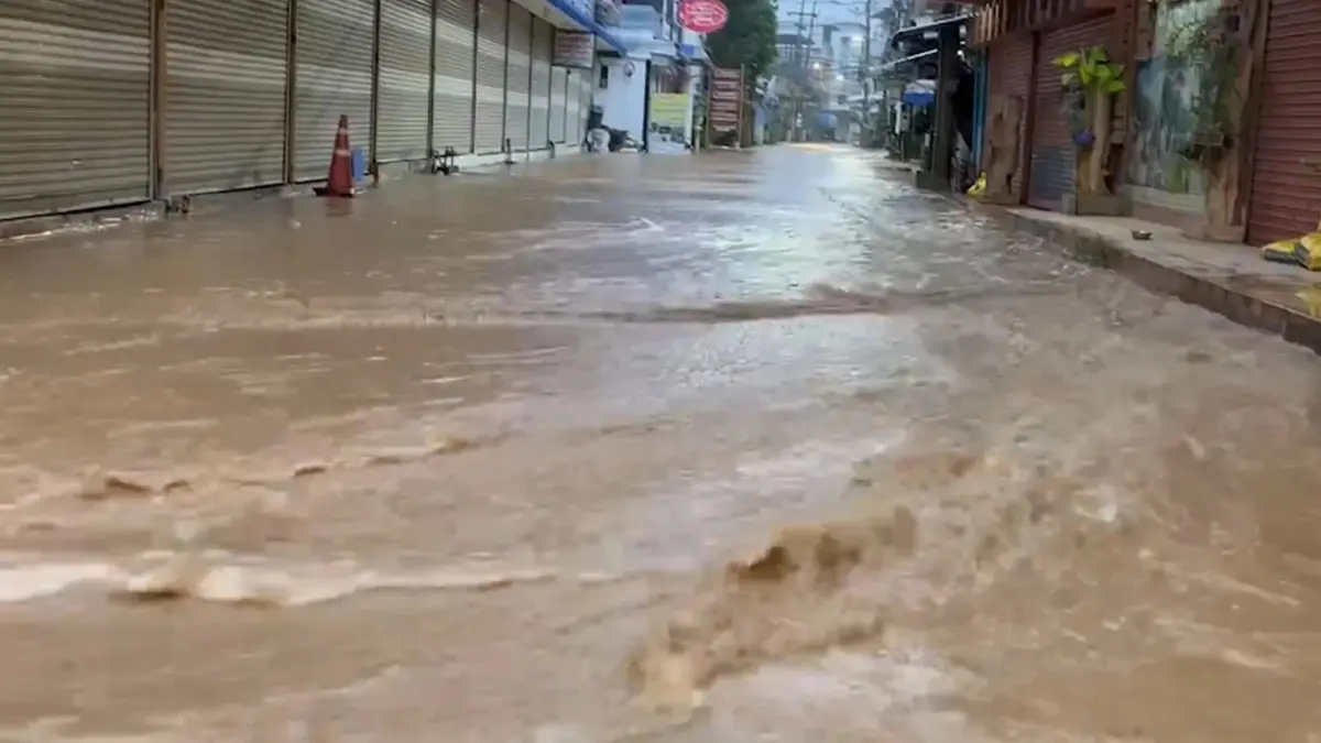สภาพอากาศวันนี้ กรมอุตุฯ เผย ทั่วทุกภาคยังคงมีฝน หนักสุดภาคเหนือร้อยละ 70