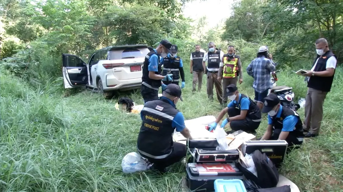 ระดมชุดสืบสวน 7 หน่วย เร่งล่าตัว “เปา กระนวน” ยิงตำรวจ ระดมชุดสืบสวน 7 หน่วย เร่งล่าตัว “เปา กระนวน” ยิงตำรวจ