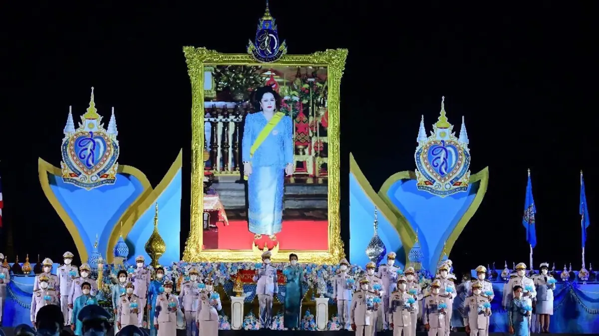 นายกรัฐมนตรี และภริยาเป็นประธานในพิธีจุดเทียนถวายพระพรชัยมงคล วันแม่แห่งชาติ