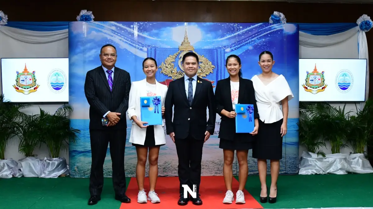 "วราวุธ" มอบเข็ม“รักษ์ทะเลยิ่งชีพ” ย้ำความสำคัญอนุรักษ์ทะเลไทย "วราวุธ" มอบเข็ม“รักษ์ทะเลยิ่งชีพ” ย้ำความสำคัญอนุรักษ์ทะเลไทย