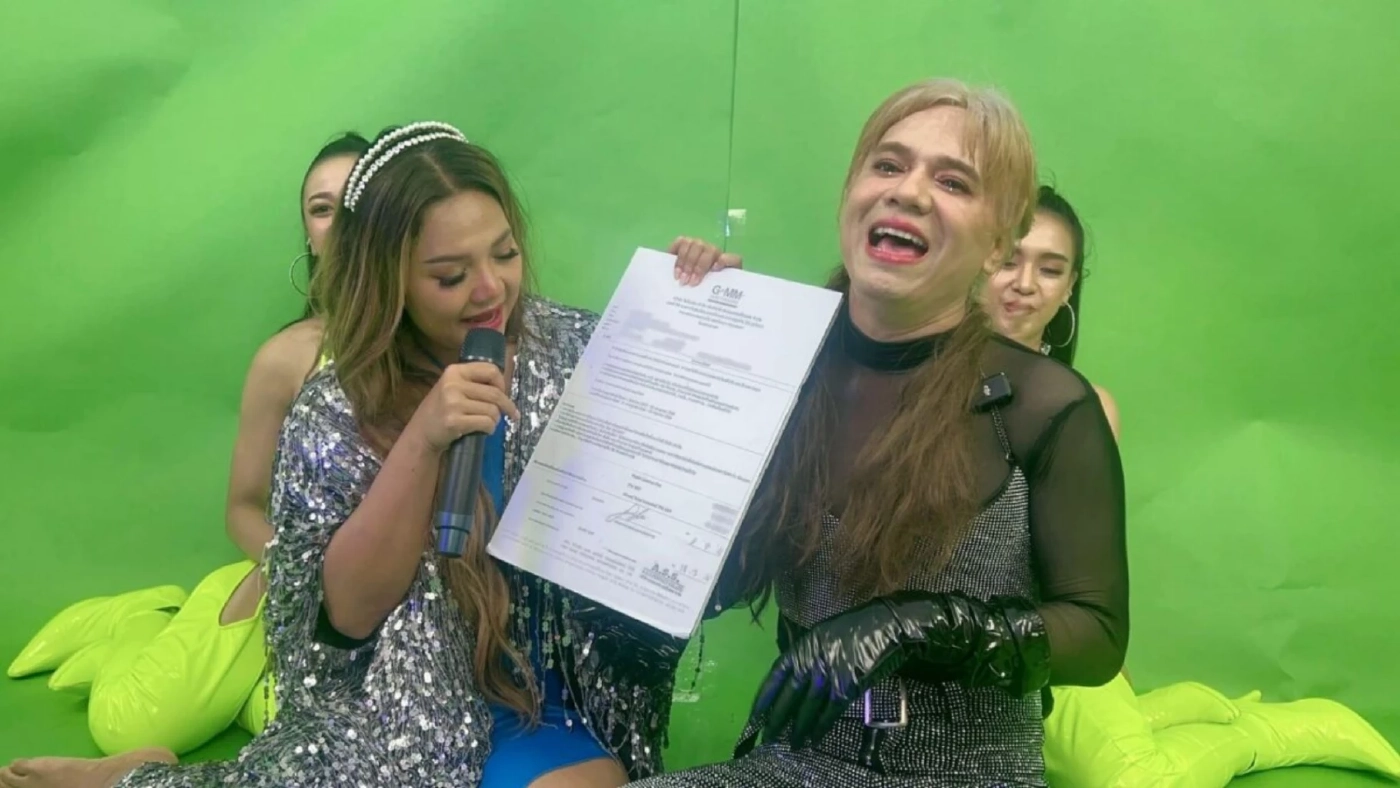 สุดเซอร์ไพรส์ เอ ศุภชัย ซื้อลิขสิทธิ์เพลงให้ ตั๊กแตน ชลดา ร้อง (มีคลิป)