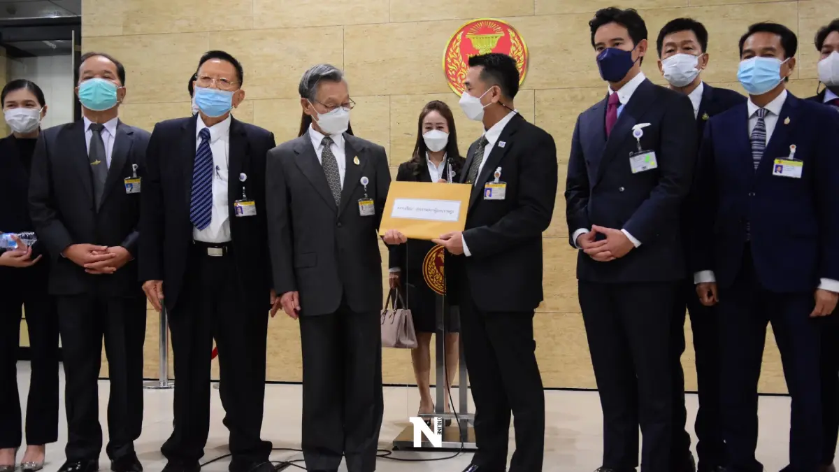 ฝ่ายค้านยื่น"ชวน"ส่งศาลตีความ 8 ปี"บิ๊กตู่"ย้ำอย่าชิงยุบสภาหวั่นสุญญากาศ