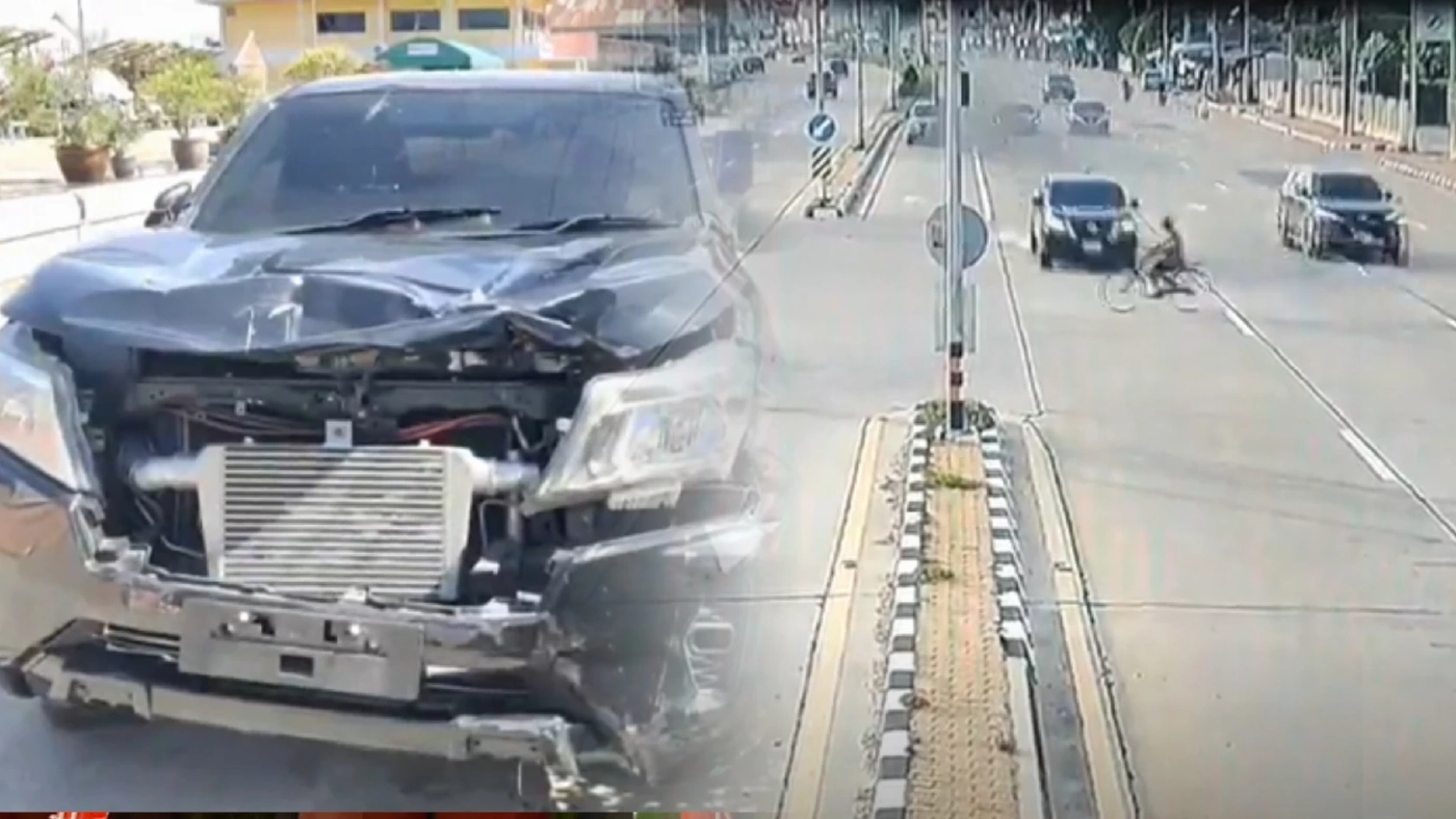 ตร.ศรีประจันต์ จ่อออกหมายจับ คนขับกระบะซิ่งชนดะ ล่าสุดรู้ตัวผู้ก่อเหตุชัด ตร.ศรีประจันต์ จ่อออกหมายจับ คนขับกระบะซิ่งชนดะ ล่าสุดรู้ตัวผู้ก่อเหตุชัด