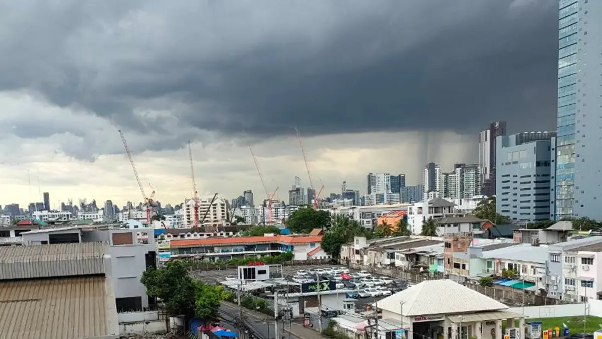 สภาพอากาศวันนี้ ตะวันออก-กรุงเทพฯและปริมณฑล หนักเตรียมรับฝนร้อยละ 80 สภาพอากาศวันนี้ ตะวันออก-กรุงเทพฯและปริมณฑล หนักเตรียมรับฝนร้อยละ 80