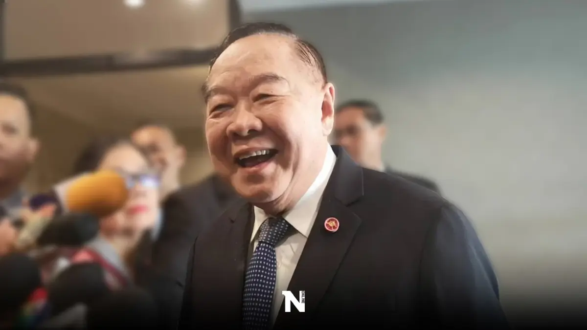 "ลุงป้อม" สุดคึก ลั่นผ่านสื่อทำหน้าที่"รักษาการนายกฯ"ผ่าน 7 วันไม่เหนื่อย "ลุงป้อม" สุดคึก ลั่นผ่านสื่อทำหน้าที่"รักษาการนายกฯ"ผ่าน 7 วันไม่เหนื่อย