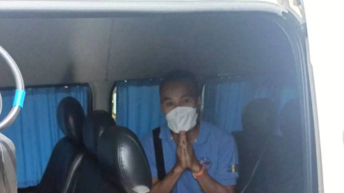 ส่งตัว “ครูแดนนี่” กลับไทยแล้ว ยันไม่ได้ถูกลักพาตัว อ้างบำบัดอาการบางอย่าง ส่งตัว “ครูแดนนี่” กลับไทยแล้ว ยันไม่ได้ถูกลักพาตัว อ้างบำบัดอาการบางอย่าง