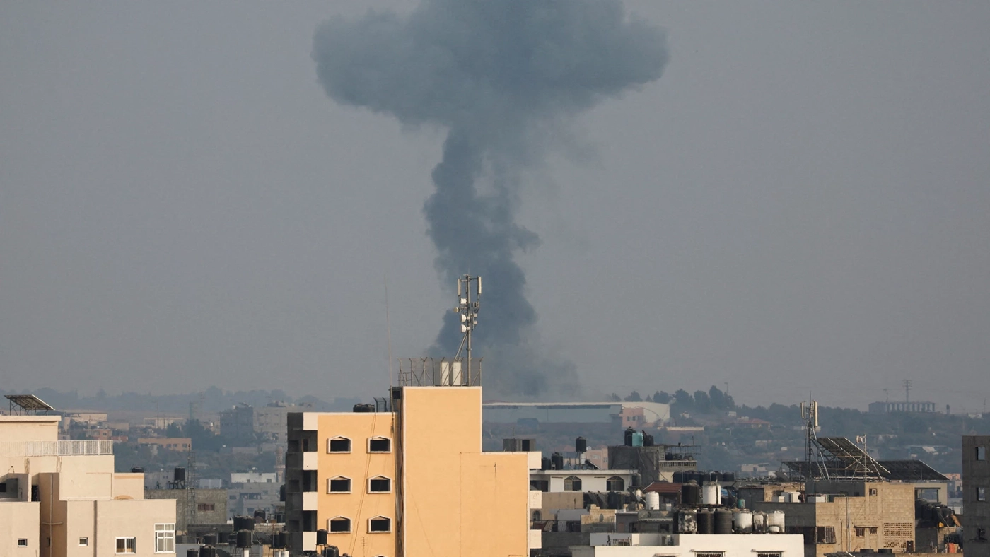 กาซาถูกถล่มยับดับ 32 ราย สังเวยการเมืองอิสราเอล กาซาถูกถล่มยับดับ 32 ราย สังเวยการเมืองอิสราเอล