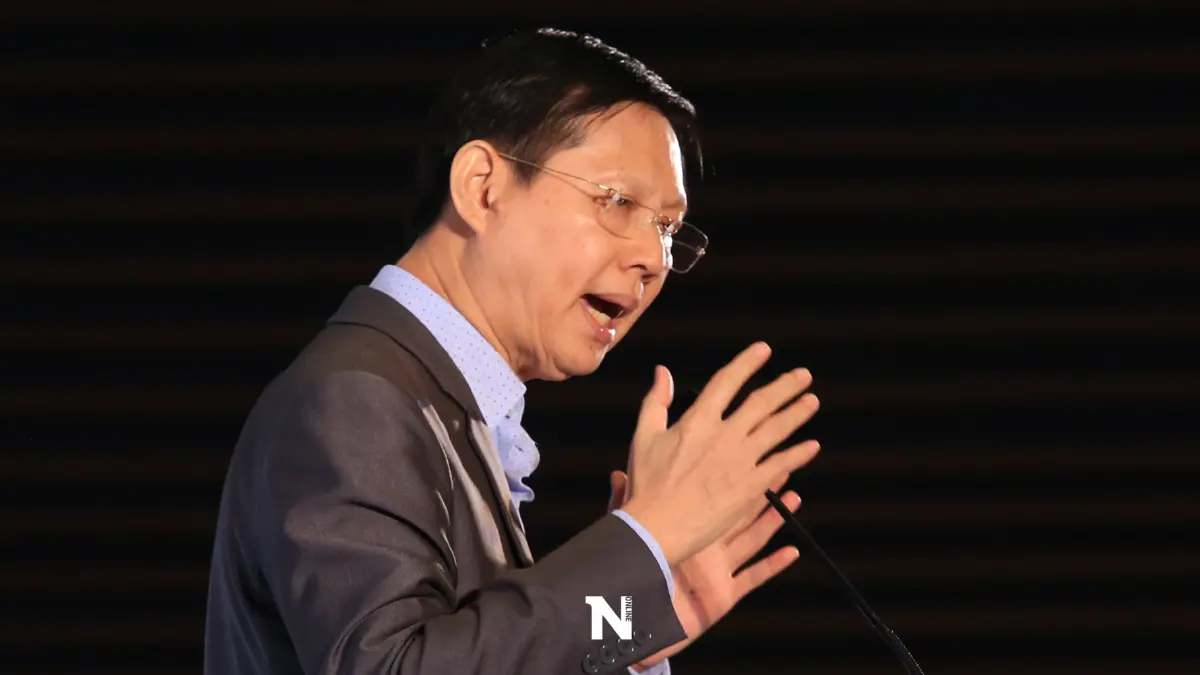 "หมอระวี"เตรียมยื่นรายชื่อ"ปธ.ชวน"25 ส.ค.ส่งศาลตีความสูตรหาร100 "หมอระวี"เตรียมยื่นรายชื่อ"ปธ.ชวน"25 ส.ค.ส่งศาลตีความสูตรหาร100
