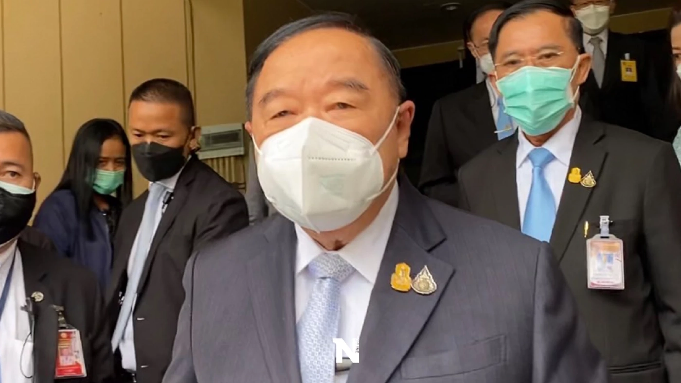 "บิ๊กป้อม" บอก ปรับครม. "ไม่มีอะไรหรอก" ส่วน "บิ๊กตู่" จะคัมแบ็ก? "ไปถามศาล"