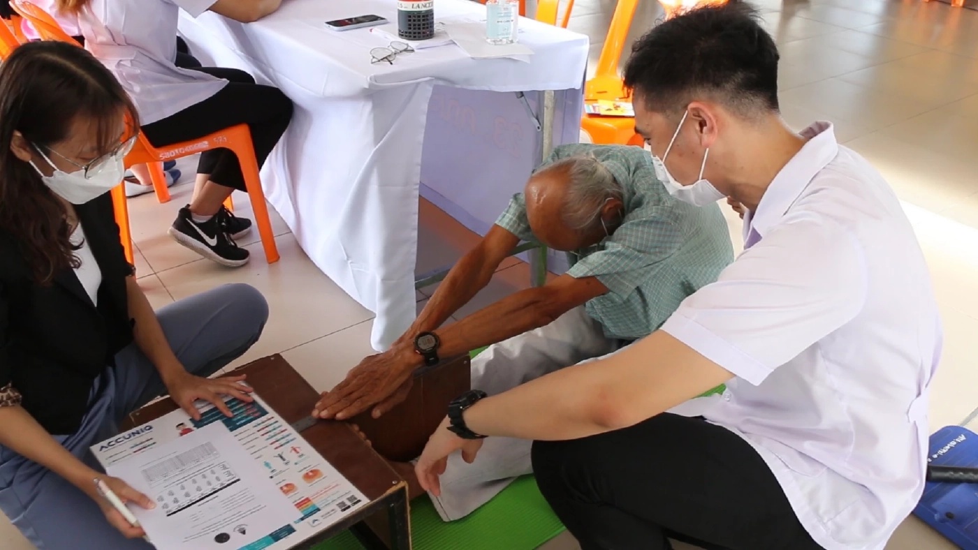 ถอนฟัน-ขูดหินปูนฟรี ทันตกรรม มข.สุดฮอตคิวเต็ม งานเปิดบ้านนำบริการสู่ชุมชน