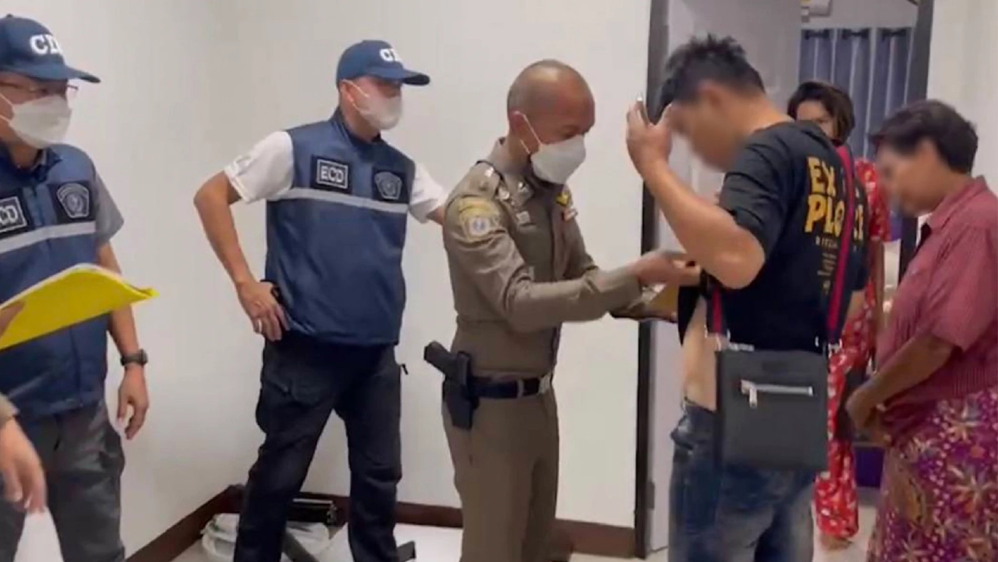 ทลายแก๊ง “เจ๊เหมย ขอนแก่น” นายทุนเงินกู้ทวงหนี้โหด บุกรุมตบถ่ายคลิปประจาน