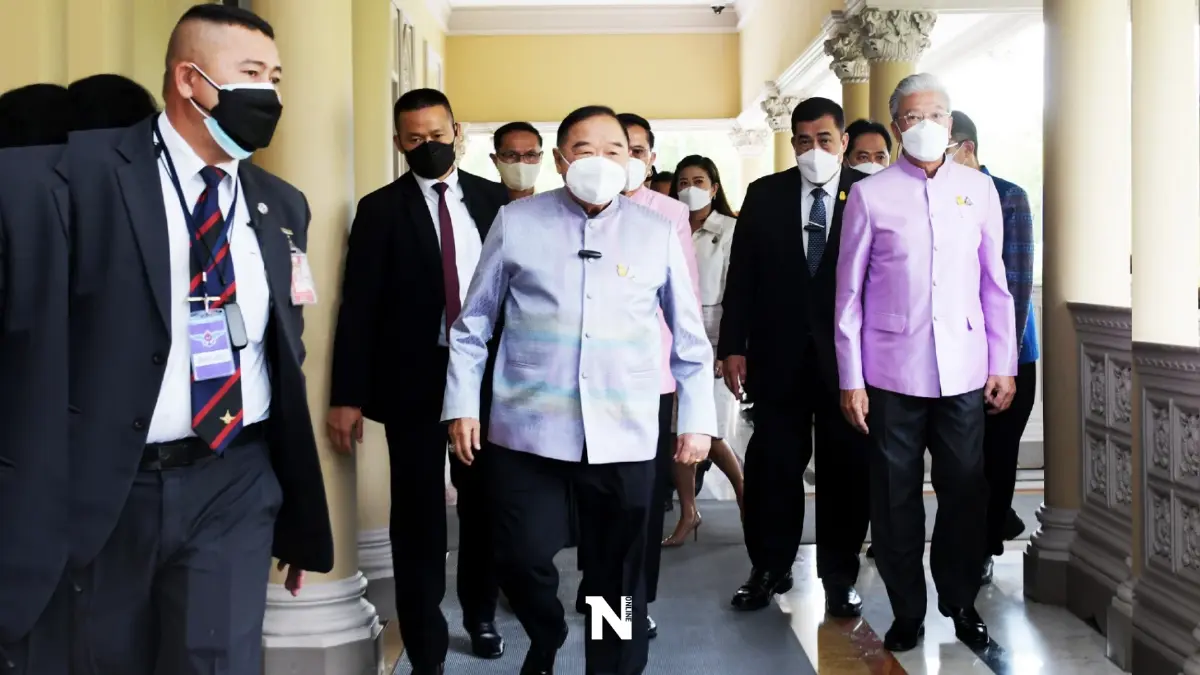 "บิ๊กป้อม"ไม่ตอบต้องเคลียร์ใจ"ภท.-ปชป."หลังคอนฟลิคปมกม.กัญชา-กัญชง