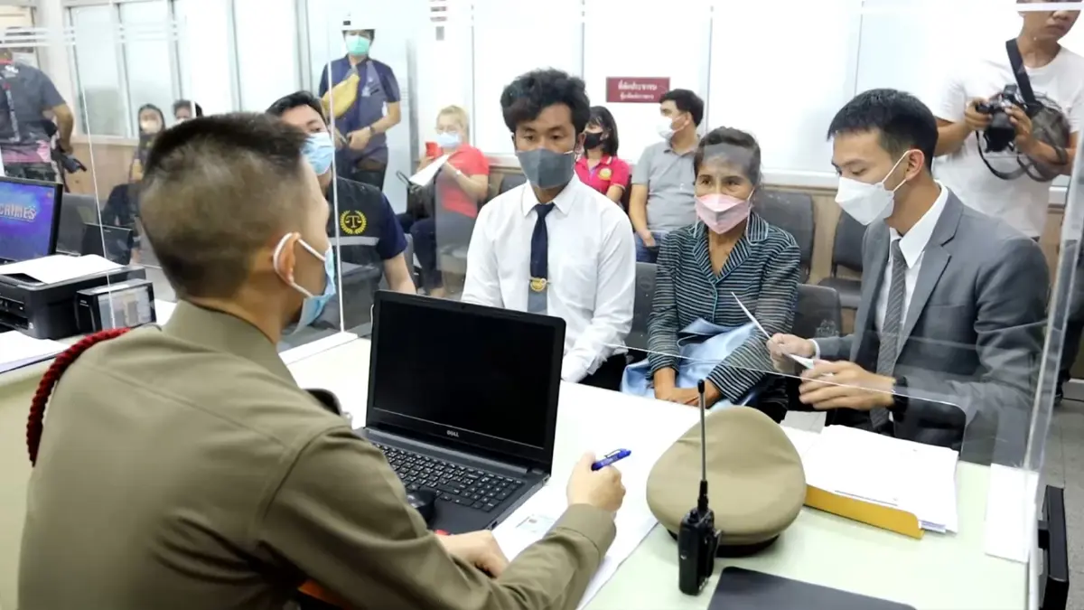 ทนายโนบิพา "น้องบาส" ฮีโร่ไฟดูดแจ้งความเพจดังอุดรฯอมเงินบริจาค ทนายโนบิพา "น้องบาส" ฮีโร่ไฟดูดแจ้งความเพจดังอุดรฯอมเงินบริจาค