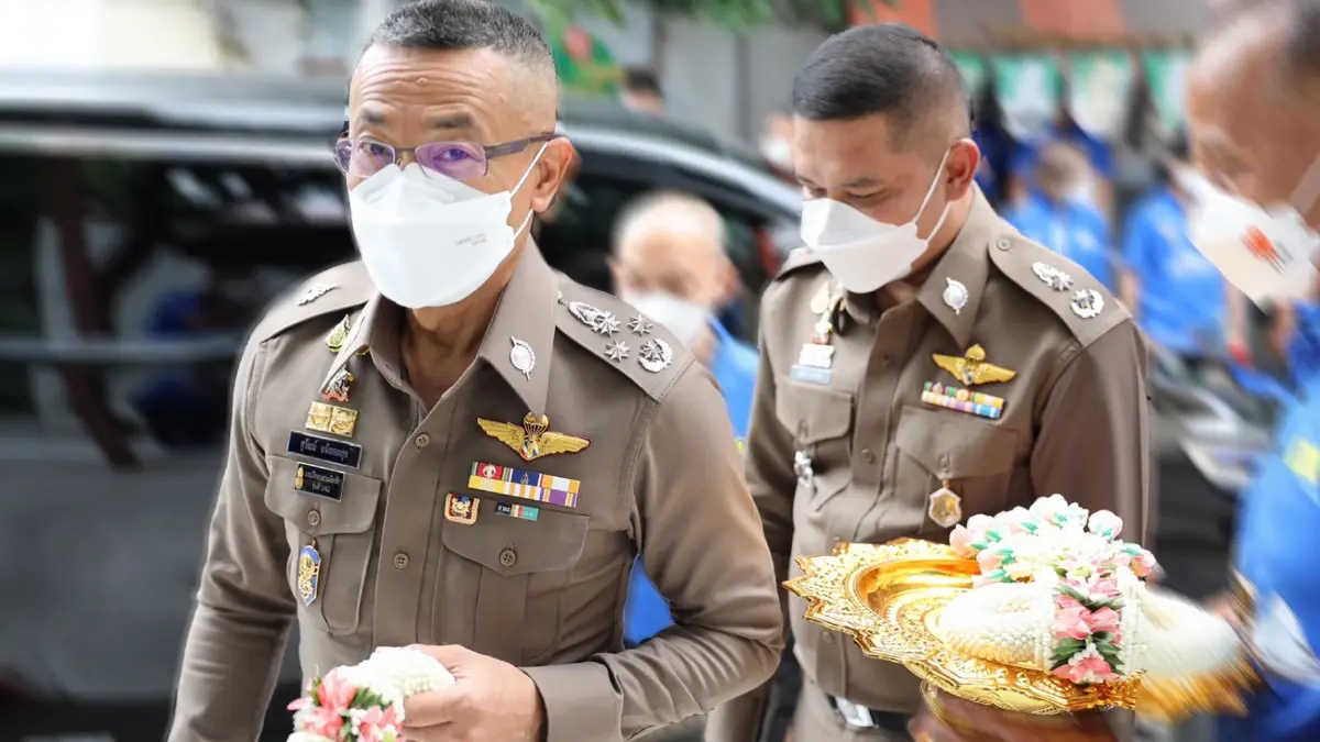 “บิ๊กปั๊ด” ตรวจเยี่ยม-อำลา สืบสวนนครบาล ก่อนวันเกษียณ “บิ๊กปั๊ด” ตรวจเยี่ยม-อำลา สืบสวนนครบาล ก่อนวันเกษียณ