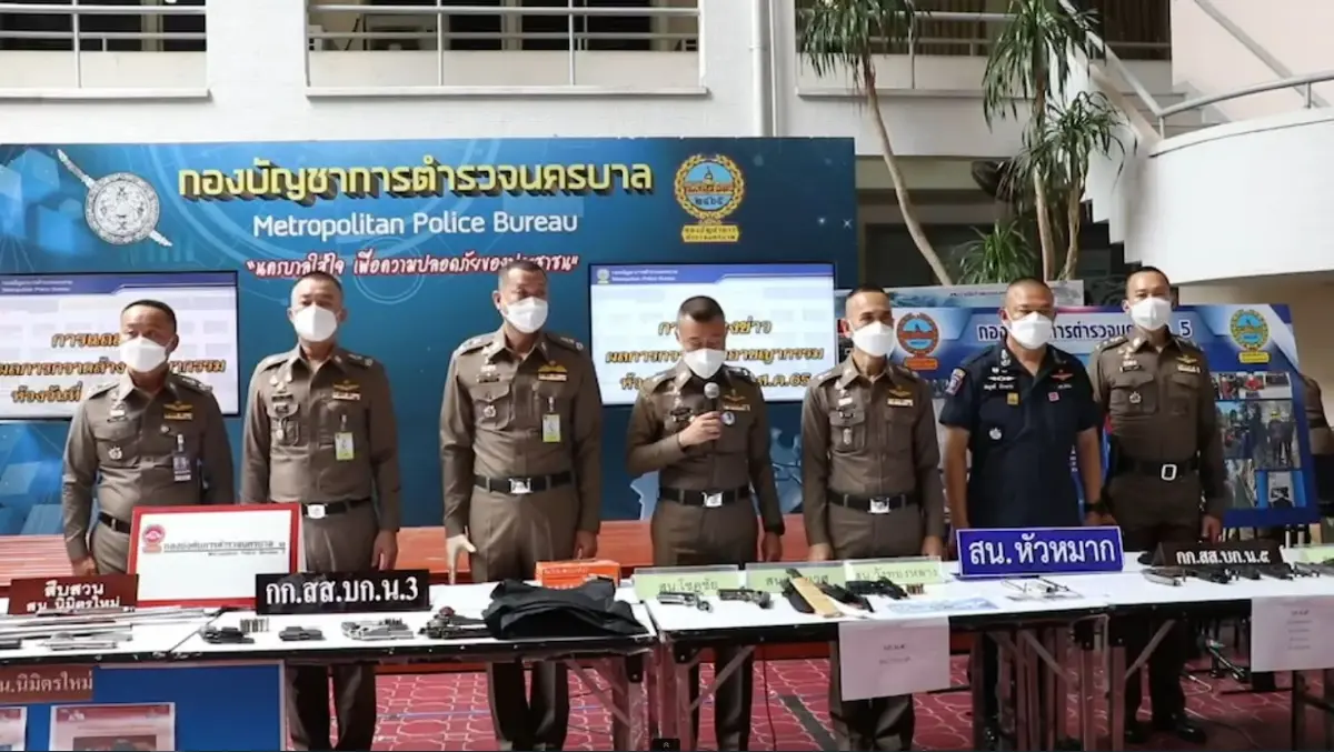 นครบาล ออกหมายเรียก 40 ช่างกล ย่านปทุมวัน
