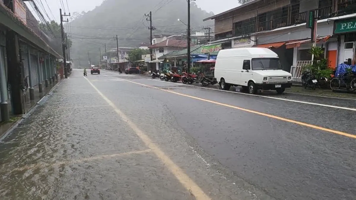 เหนือ-อีสาน-ตะวันออก ระวังฝนตกหนักพร้อมลมกระโชกแรง เหนือ-อีสาน-ตะวันออก ระวังฝนตกหนักพร้อมลมกระโชกแรง